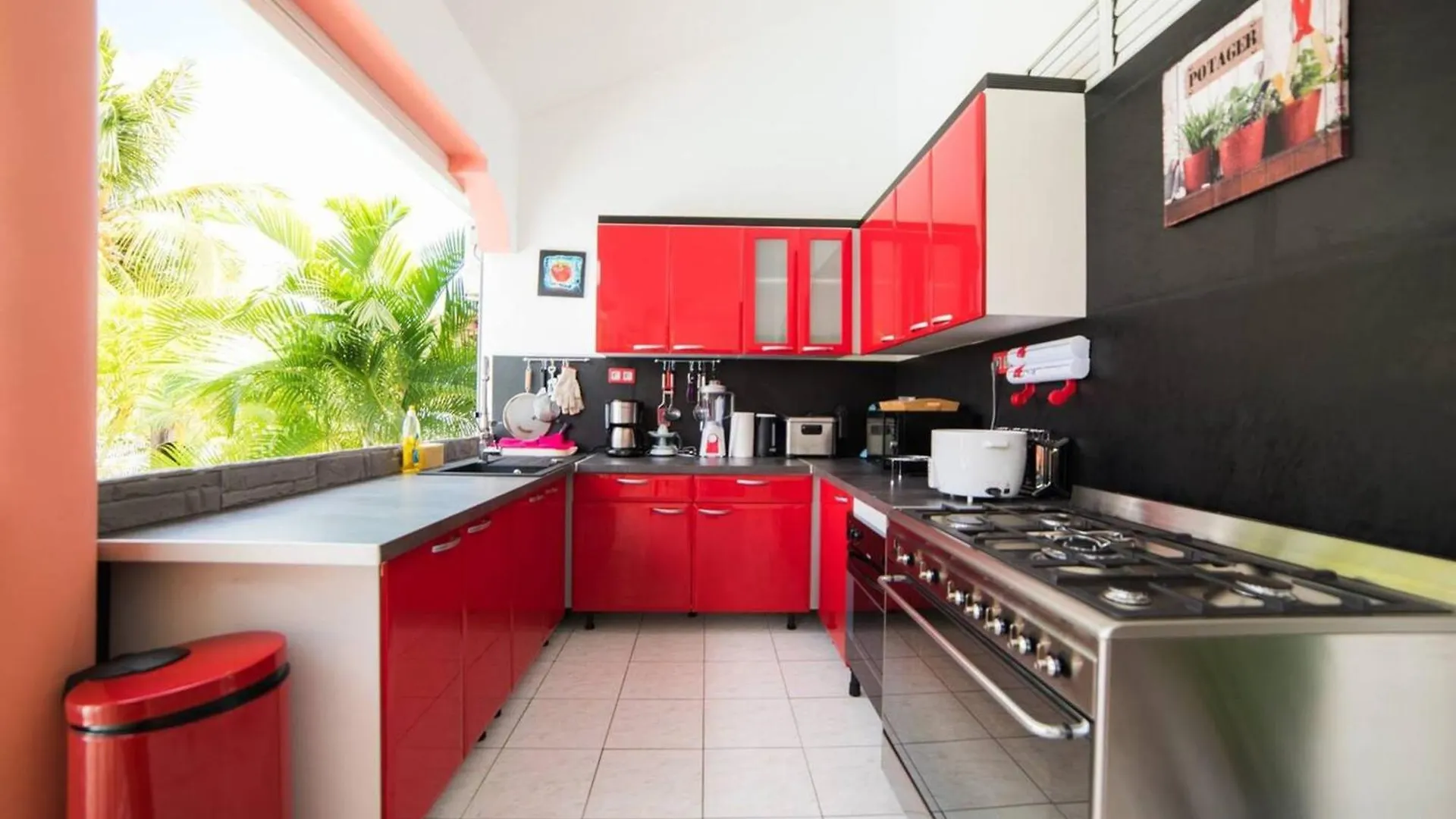 Maison Conviviale A Sainte-Anne Avec Piscine Privee Martynika